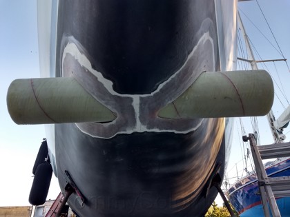 1999 Beneteau 38 Oceanis Bow Thruster Tube Install - 17