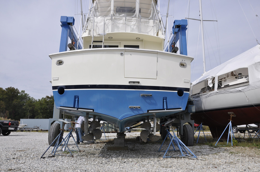 46' Hatteras HP Convertible-1983 "Magic Hat" - 725