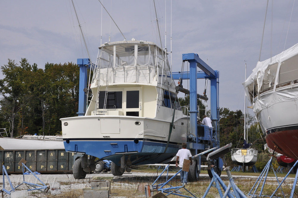 46' Hatteras HP Convertible-1983 "Magic Hat" - 726