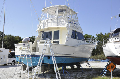 46' Hatteras HP Convertible-1983 "Magic Hat" - 17