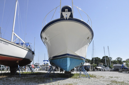 46' Hatteras HP Convertible-1983 "Magic Hat" - 18