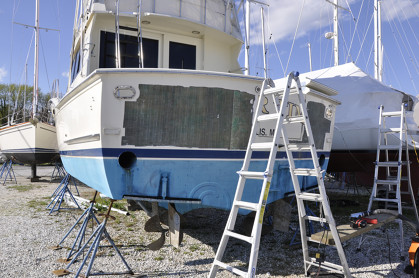 46' Hatteras HP Convertible-1983 "Magic Hat" - 19