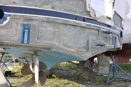 46' Hatteras HP Convertible-1983 "Magic Hat" - 191