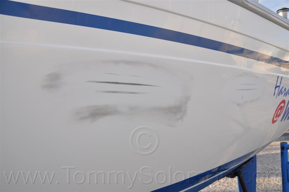 Bavaria 34 - Cosmetic Gel-Coat Repair - 7