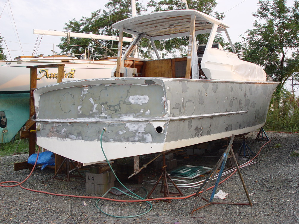 66 Chris Craft Roamer, Aluminum hull RXP 37-2509-R - 33 :: Job Photos ...