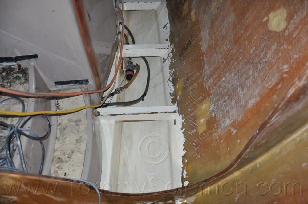 38' Fountaine Pajot, Electrical Panel Fire Damage - 550