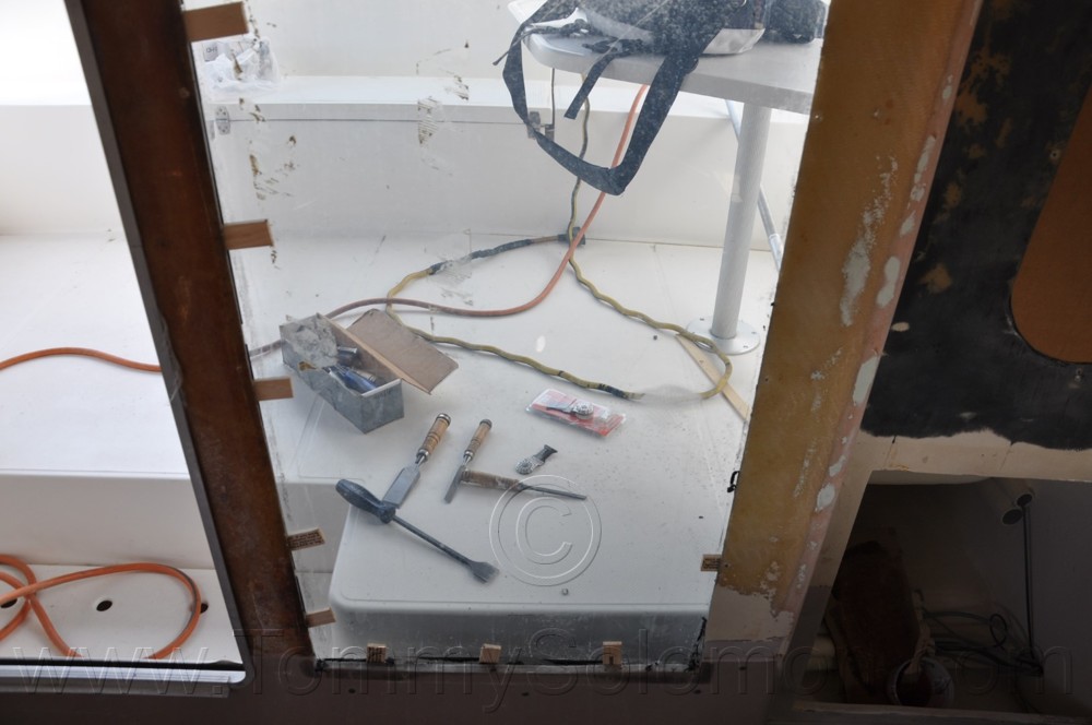 38' Fountaine Pajot, Electrical Panel Fire Damage - 957