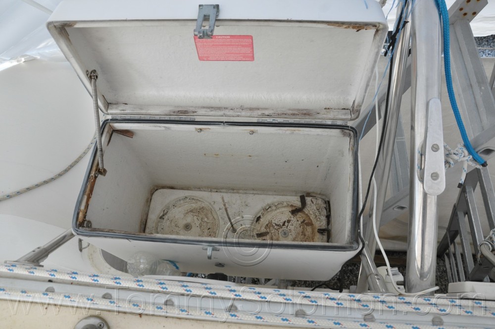 38' Fountaine Pajot, Electrical Panel Fire Damage - 1035