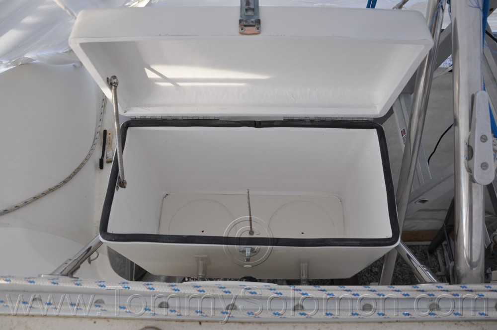 38' Fountaine Pajot, Electrical Panel Fire Damage - 1095