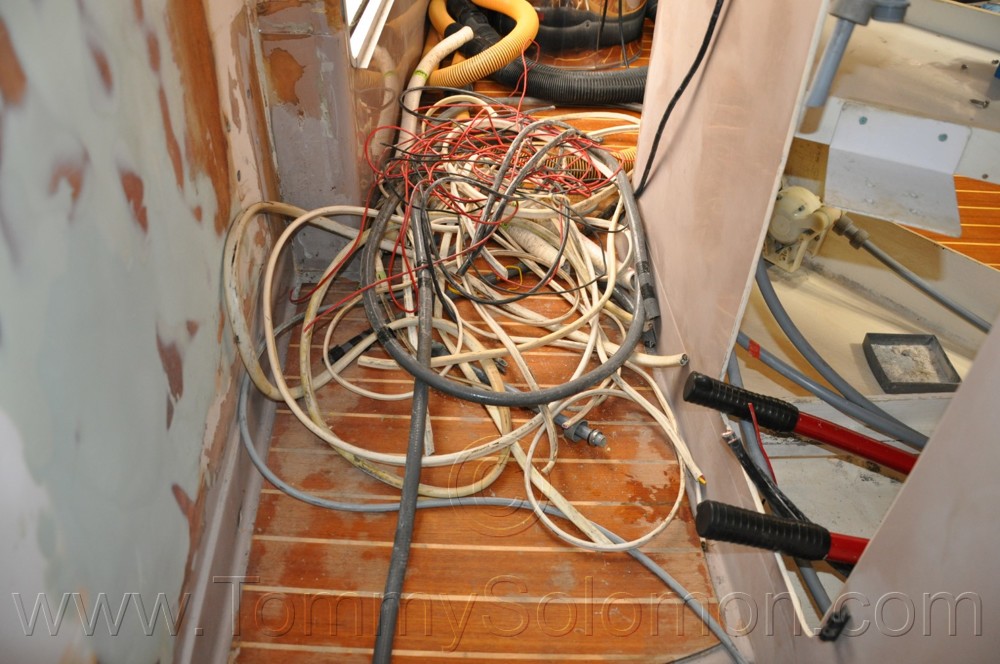 38' Fountaine Pajot, Electrical Panel Fire Damage - 1114