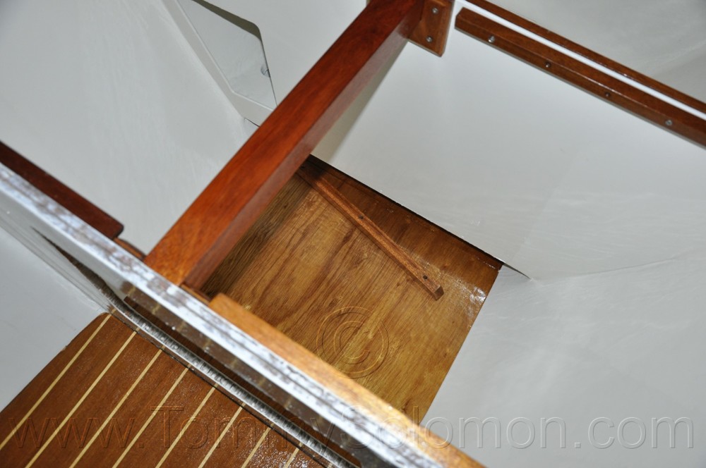 38' Fountaine Pajot, Electrical Panel Fire Damage - 1562