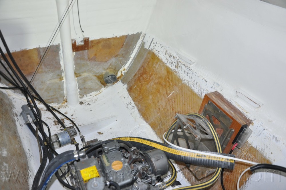 38' Fountaine Pajot, Electrical Panel Fire Damage - 1649