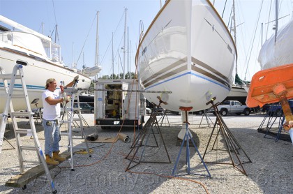 Jeanneau 495 Bow Thruster & Inner liner adjustment - 7